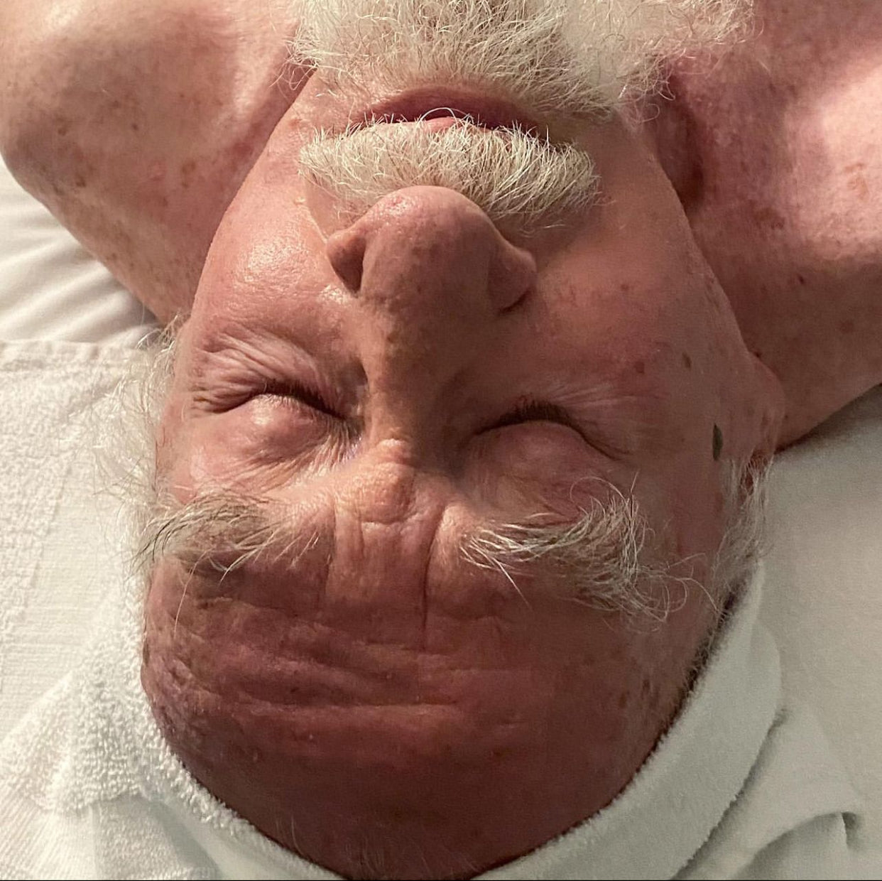 (Ken Doll) Gentleman's Retreat Facial