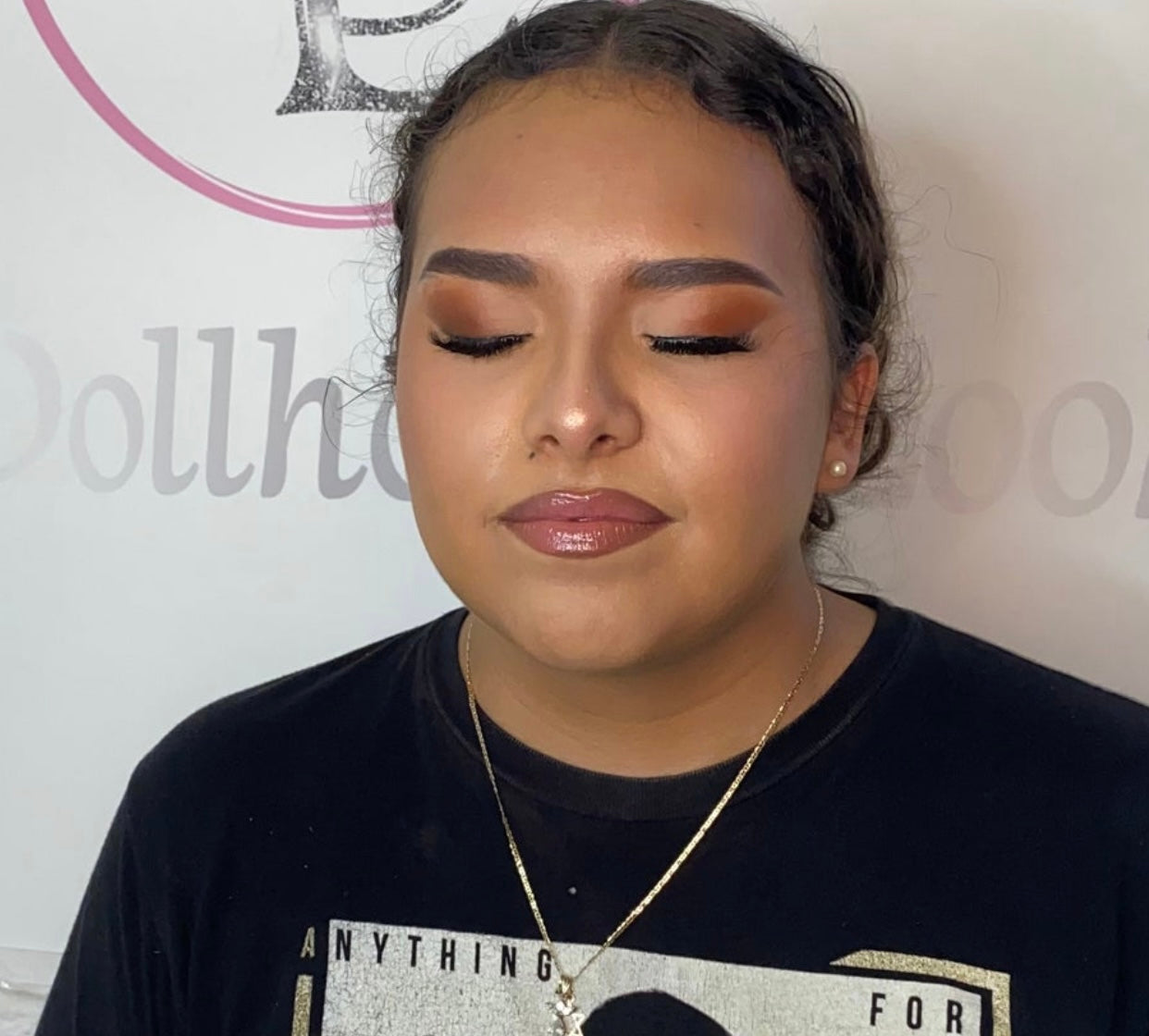 Dolly Natural Glow-Signature Soft Glam (No Makeup-Makeup)